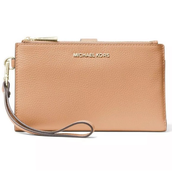 Michael Kors Jet Set Travel Double Zip Phone Wristlet Cantaloupe NWT - Picture 1 of 8